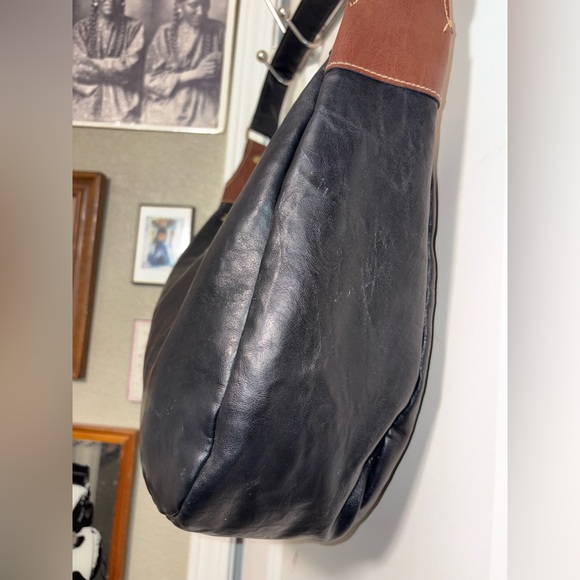 🖤 Vintage 1980s–90s Capezio New York Black Leather Hobo Bag - Picture 6 of 14